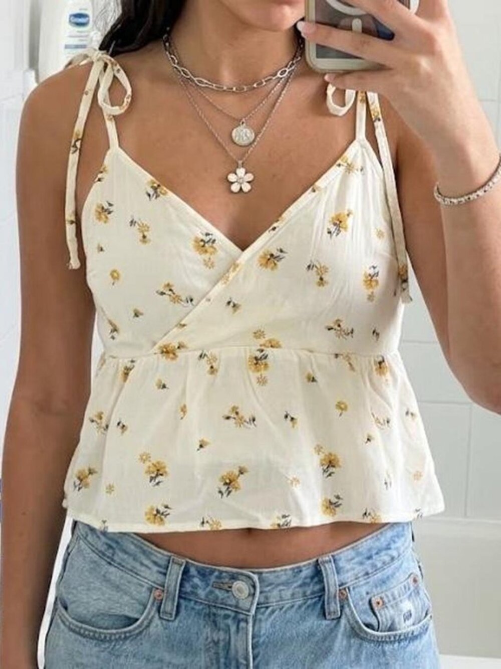 ✰ hollister floral tie-shoulder tank top ✰